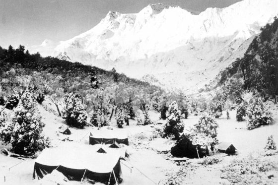 کمپ اصلی اکسپدیشن 1953 برای فتح قله نانگاپاربات 