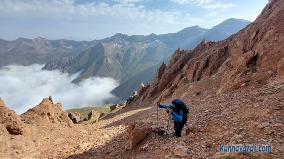 محدوده ریزشی در مسیر قله