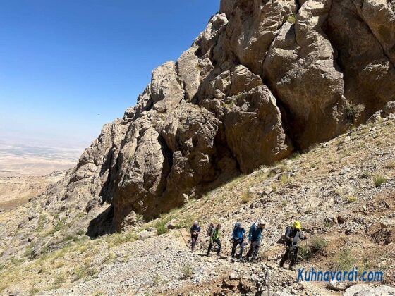 در مسیر صعود پس از پناهگاه