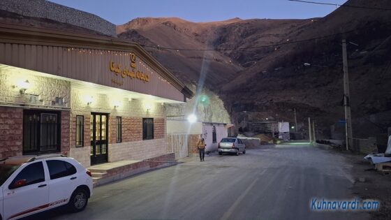 محل پارک خودرو. جنب کتابخانه روستای کیگا